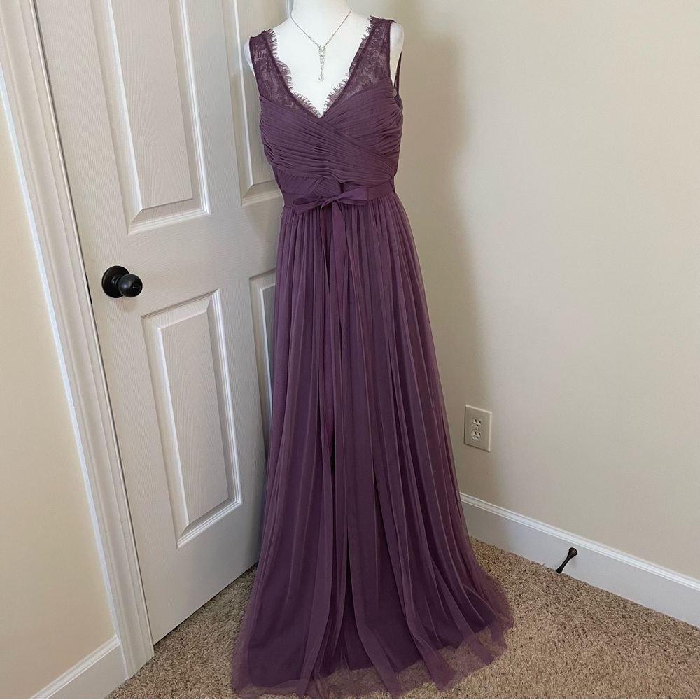 V-neck Lavender Purple Lace-Trim Bridesmaid Dress
